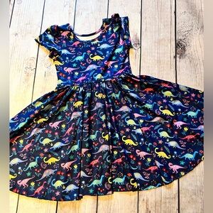 Dotdotsmilele cap sleeve 7 Dino dress Charlie’s project